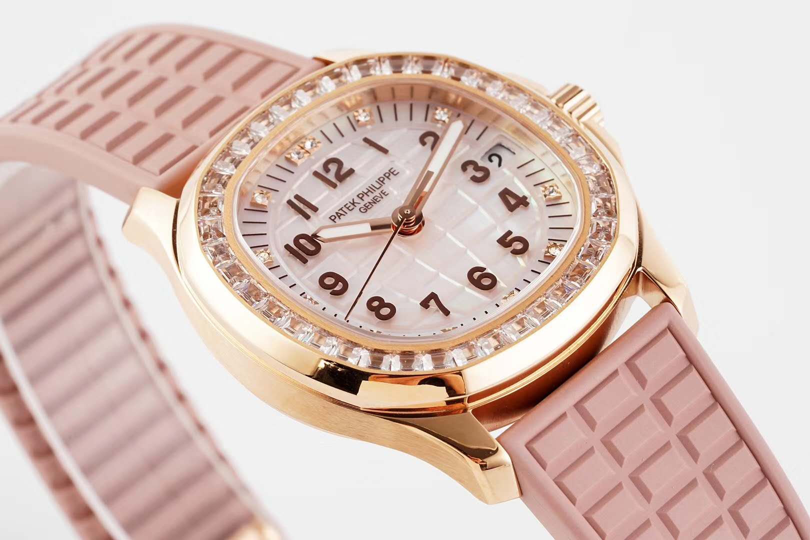 Aquanaut Luce 5072R MOP Dial in Rose Gold