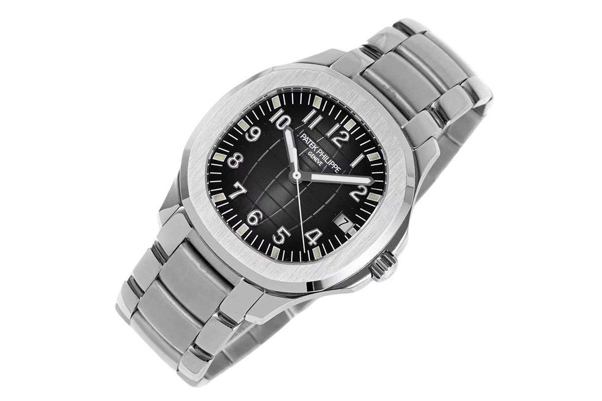 Aquanaut 5167/1A-001 Black Dial in Steel on Bracelet