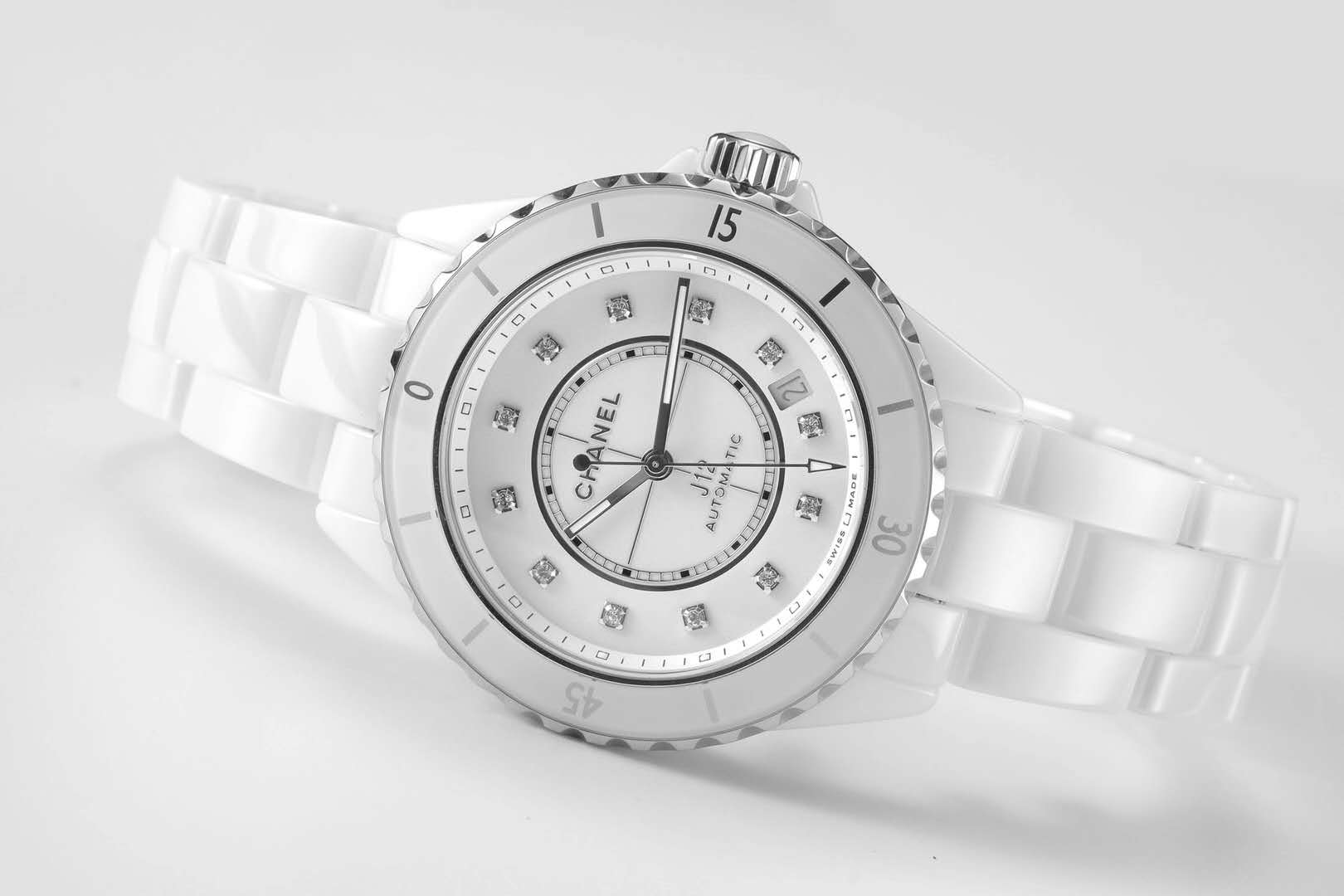 J12 White Ceramic and Steel with D1am0nd Markers Ref: H5705