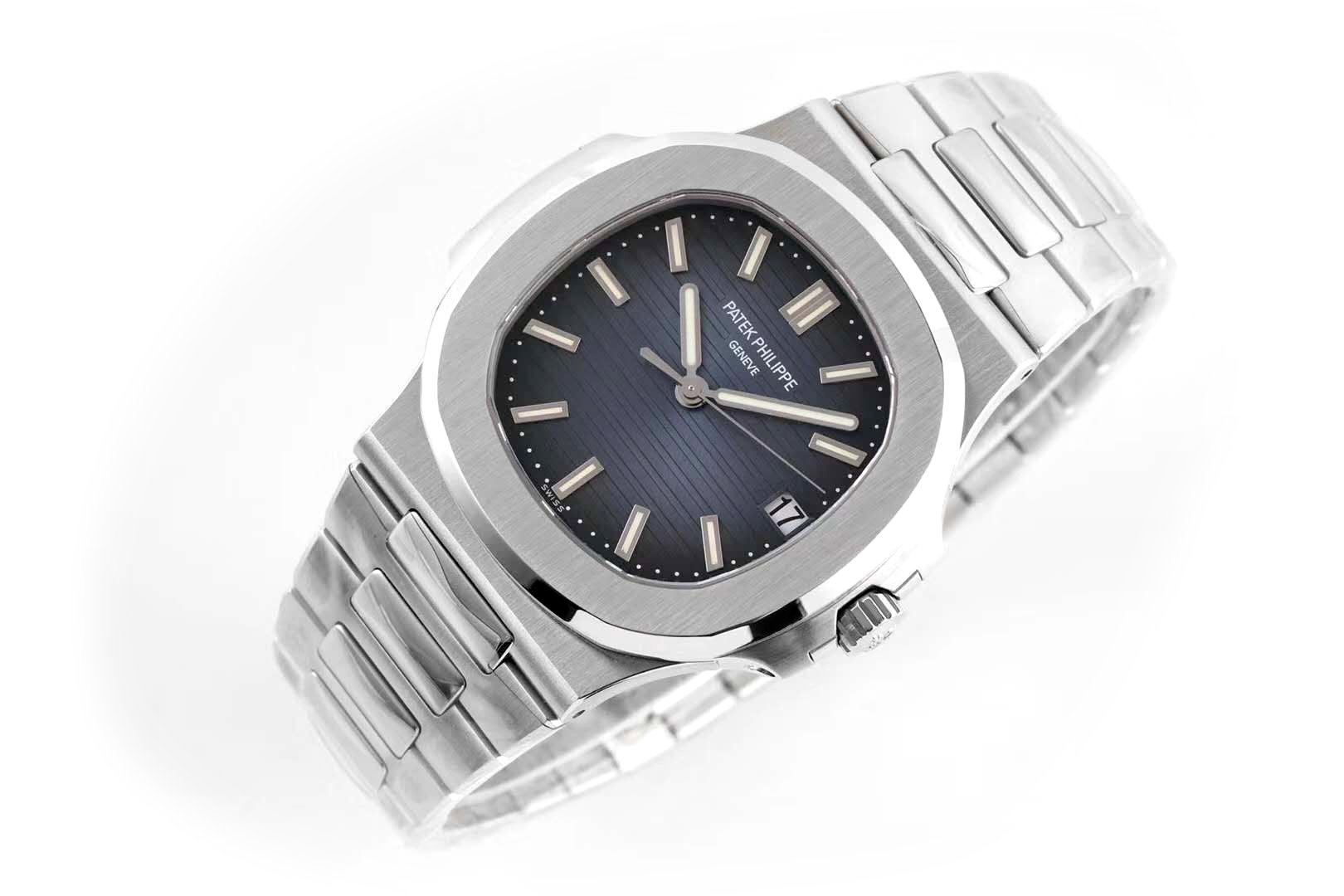 Nautilus Jumbo 5711/1A Blue Dial