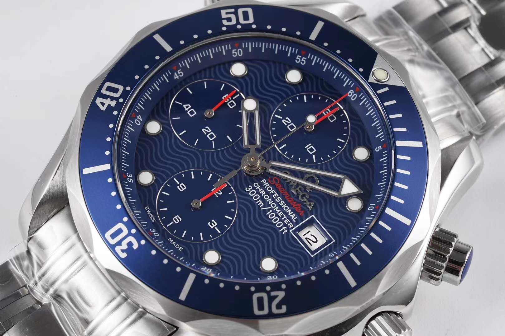 Seamaster Diver 300m Chronograph Blue Dial on Bracelet