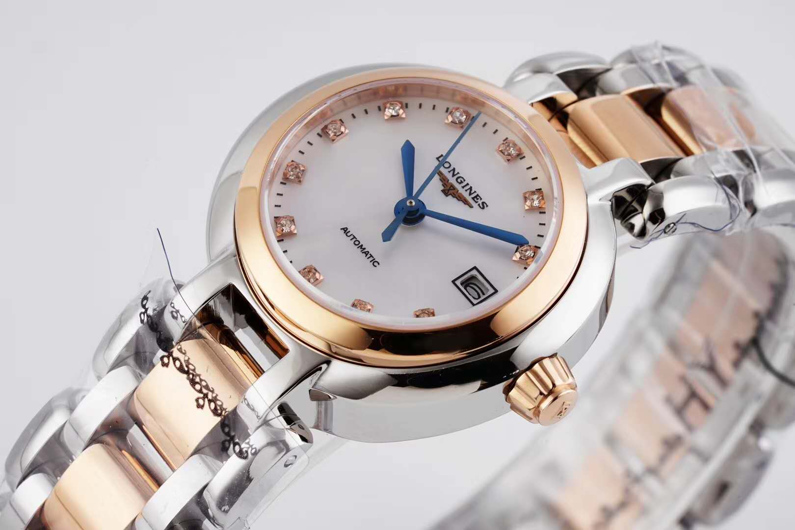 Primaluna MOP White Dial with D1am0nd Markers in Rose Gold