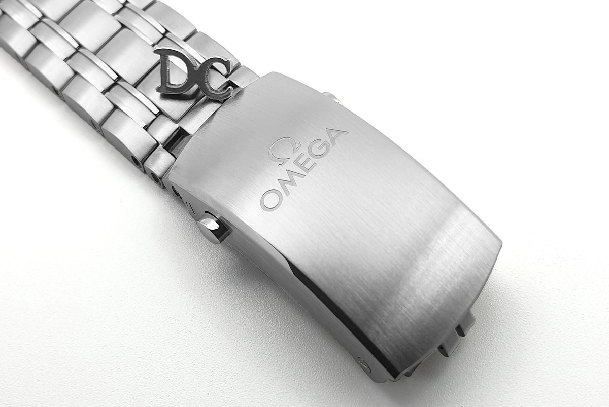 Seamaster Diver 300M 0me*ga Co-Axial Master Chronometer 42mm White Dial with Black Bezel