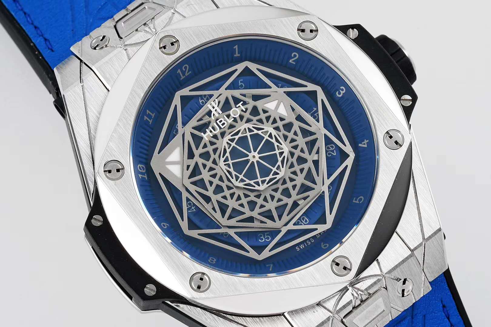 Big Bang Unico Sang Bleu in Steel on Blue Leather Strap