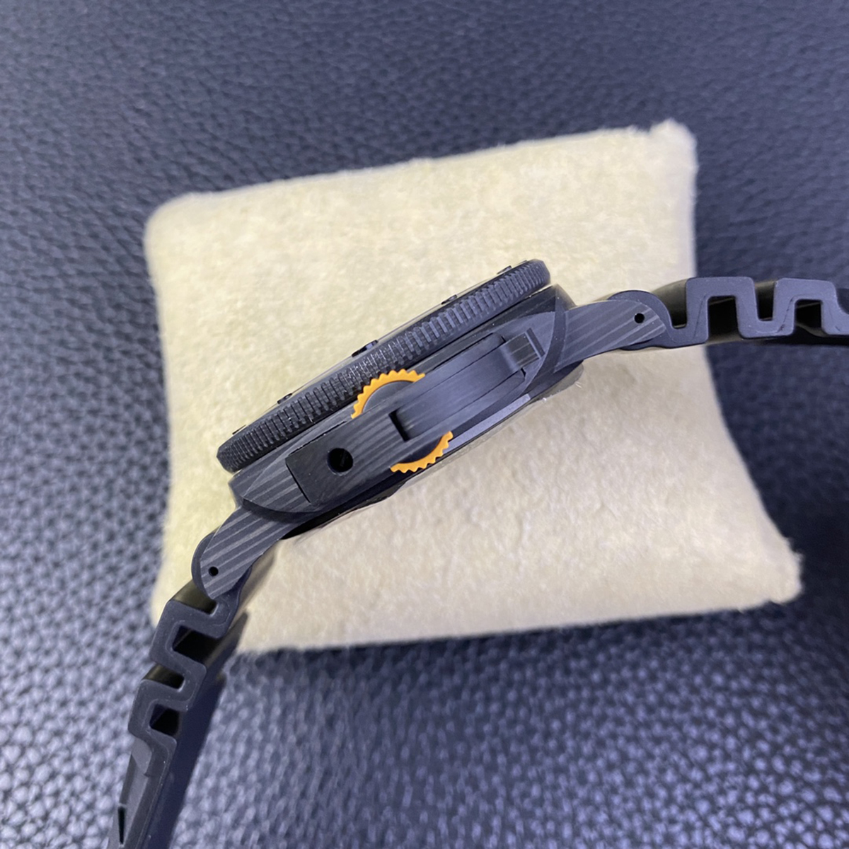 PAM1324 Submersible GMT Carbotech™ Navy Seals 44mm